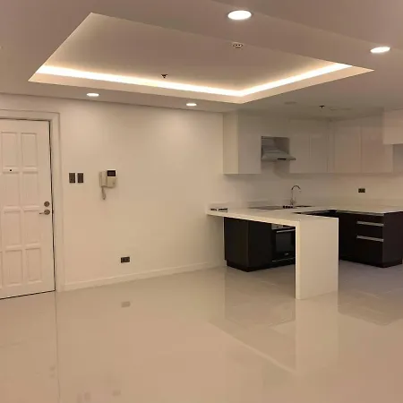 Skylinepremiere One Balete Drive